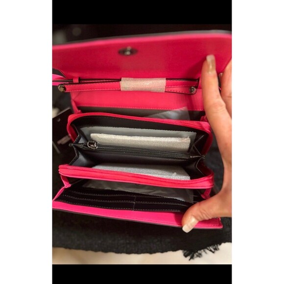 NWT-Simply Vera Wang Florida Hot Pink Crossbody - Picture 5 of 11